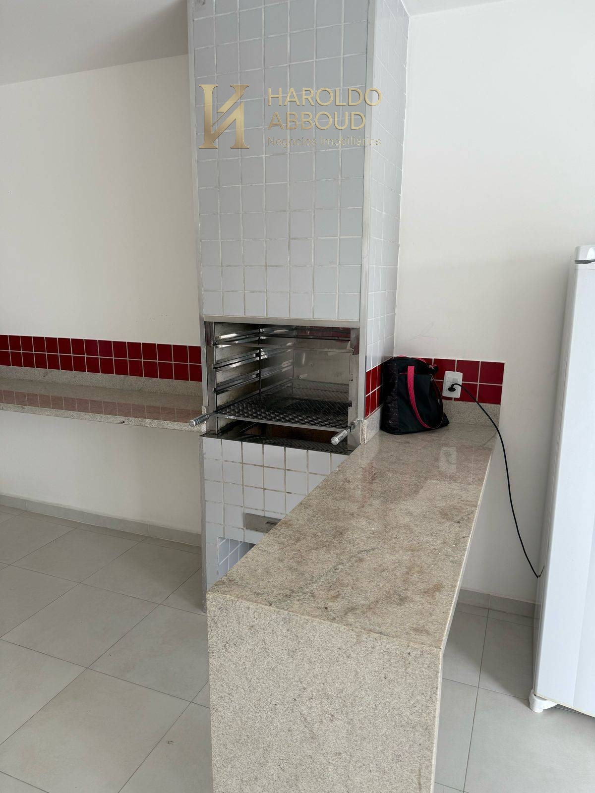  - Apartamento à venda em Taubaté, Vila das Jabuticabeiras, com 2 quartos, 76m²