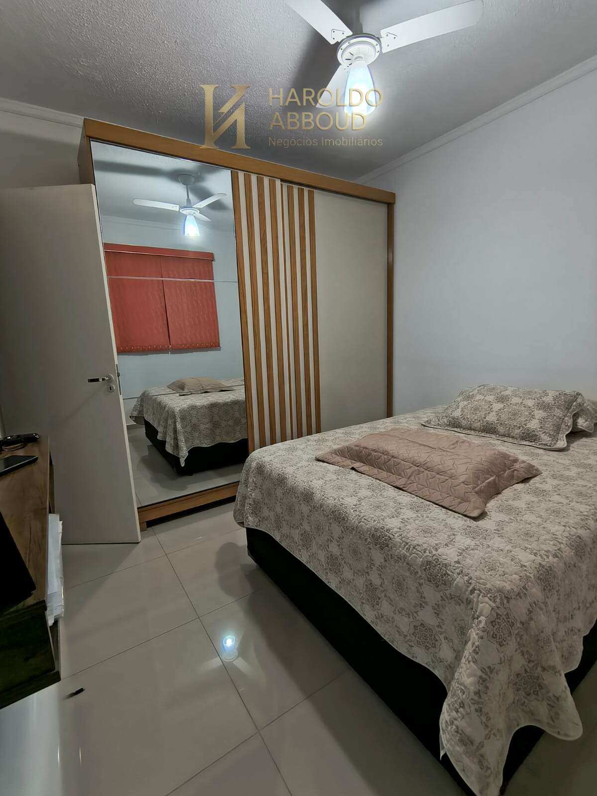 Apartamento à venda com 2 quartos - Vila São José,Taubaté