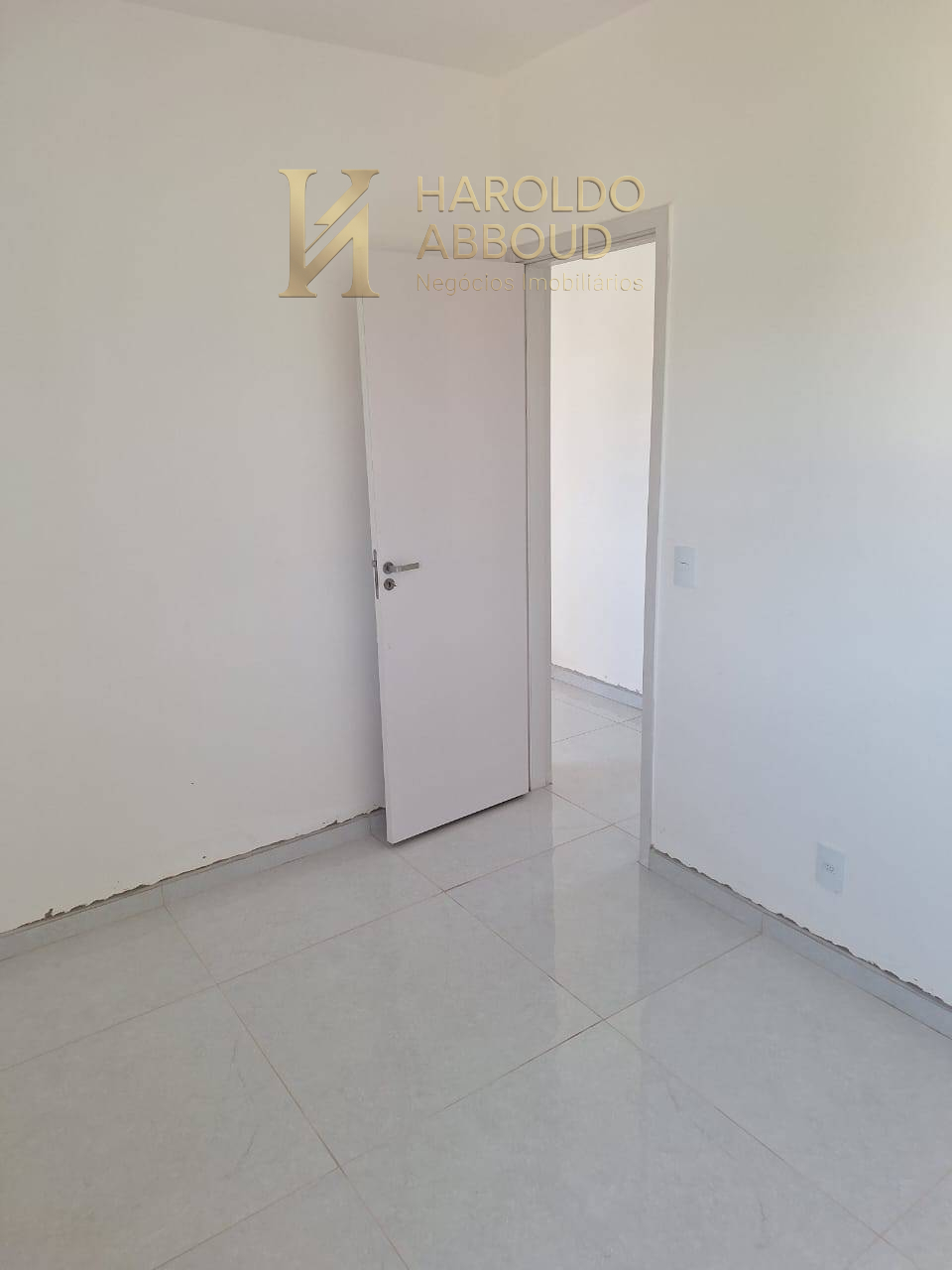 Apartamento à venda com 2 quartos, 45m² - Gurilândia/Chácara São Manoel,Taubaté