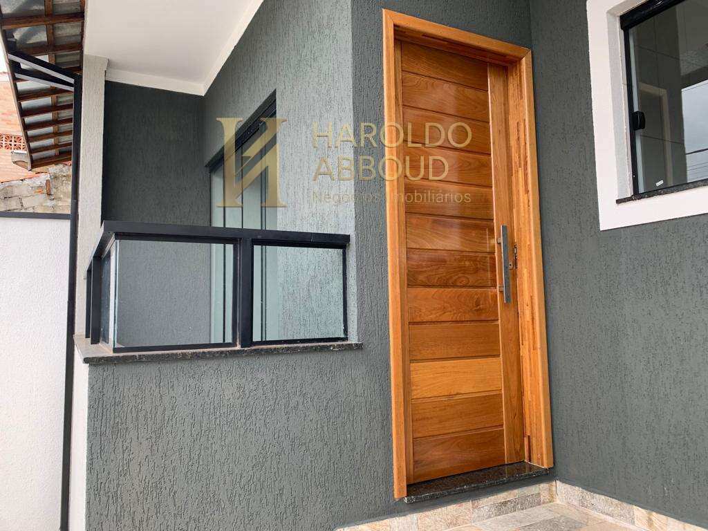  - Casa à venda em Taubaté, Jardim Continental II, com 2 quartos sendo uma suíte