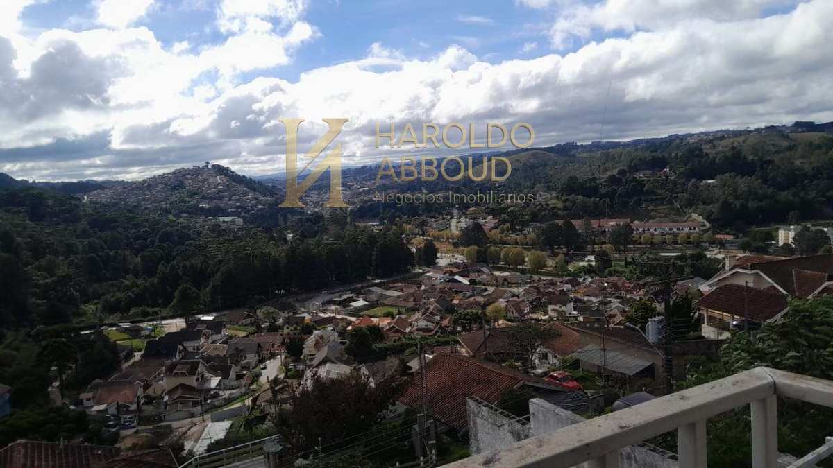  - Casa à venda em Campos do Jordão, Jardim Nova Suiça, com 2 quartos e dois chalés, 522m²