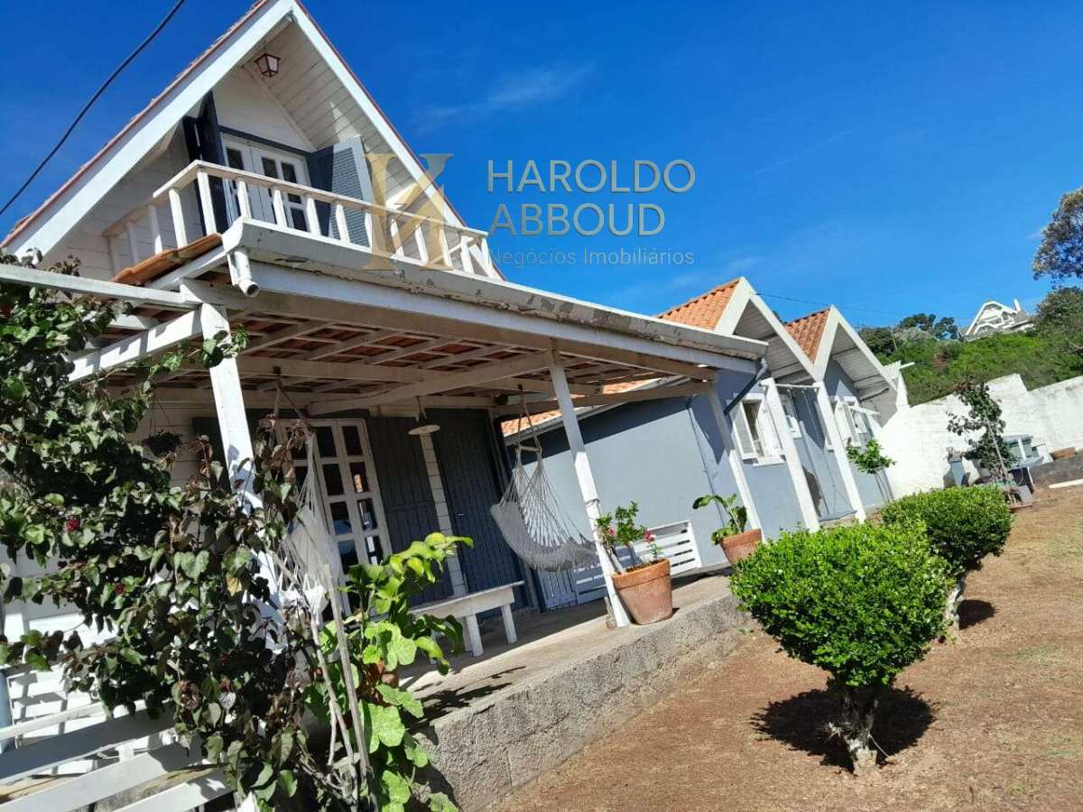 Casa à venda com 2 quartos - Jardim Nova Suica,Campos do Jordão
