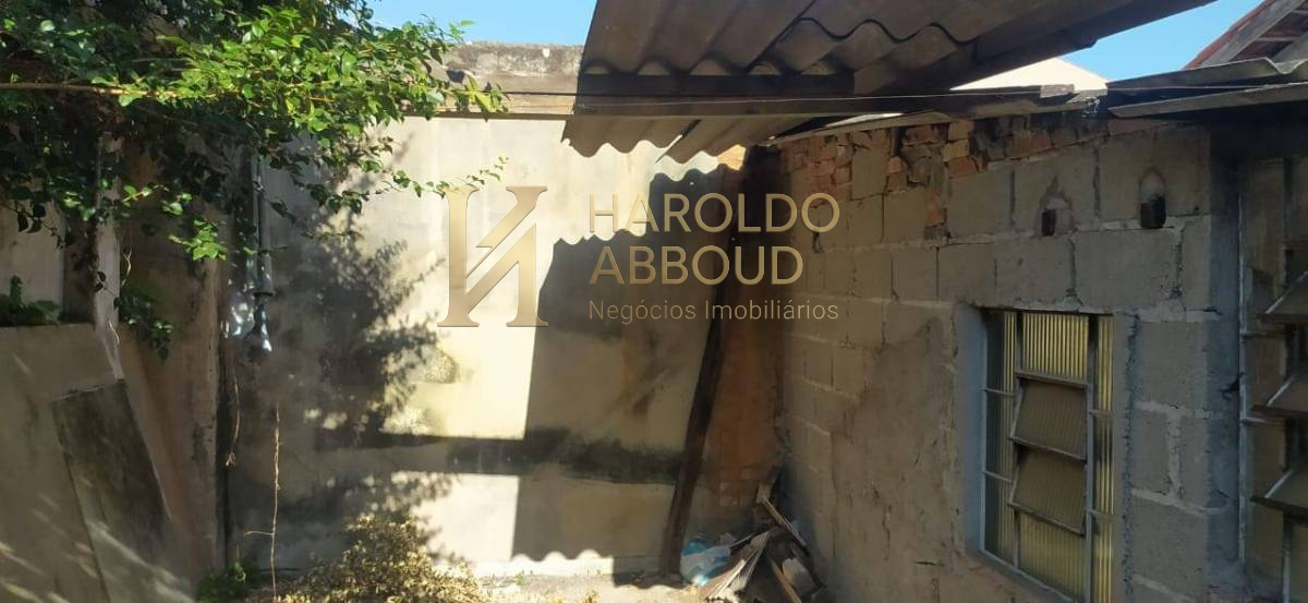  - Casa à venda em Taubaté, Chácara Doutor Hipólito, com 2 quartos, 70m²