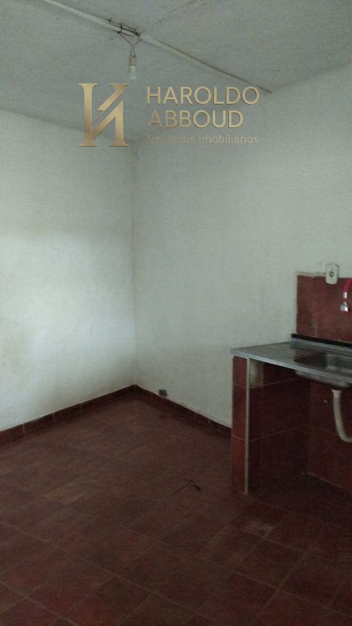  - Casa à venda em Taubaté, Jardim Bela Vista, com 2 quartos, 120m²