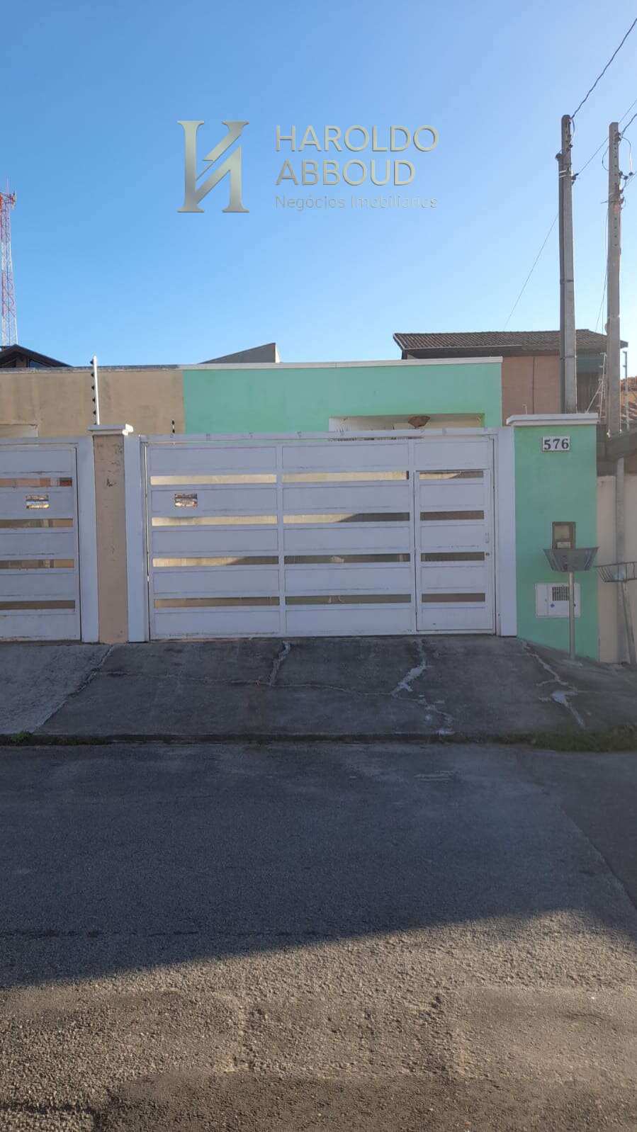 Casa à venda em Taubaté, Jardim Continental, com 2 quartos, 80m² - Haroldo Abboud Negócios Imobiliários