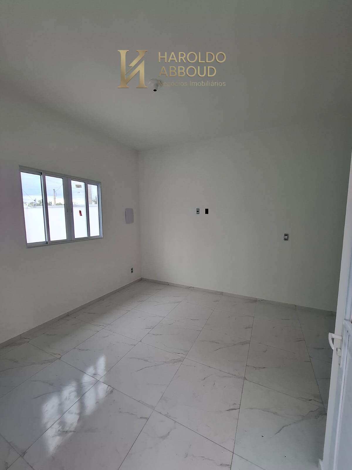 Casa à venda com 2 quartos, 64m² - Jardim Continental,Taubaté