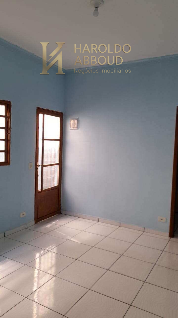  - Casa à venda em Taubaté, Jardim Continental, com 2 quartos, 65m²