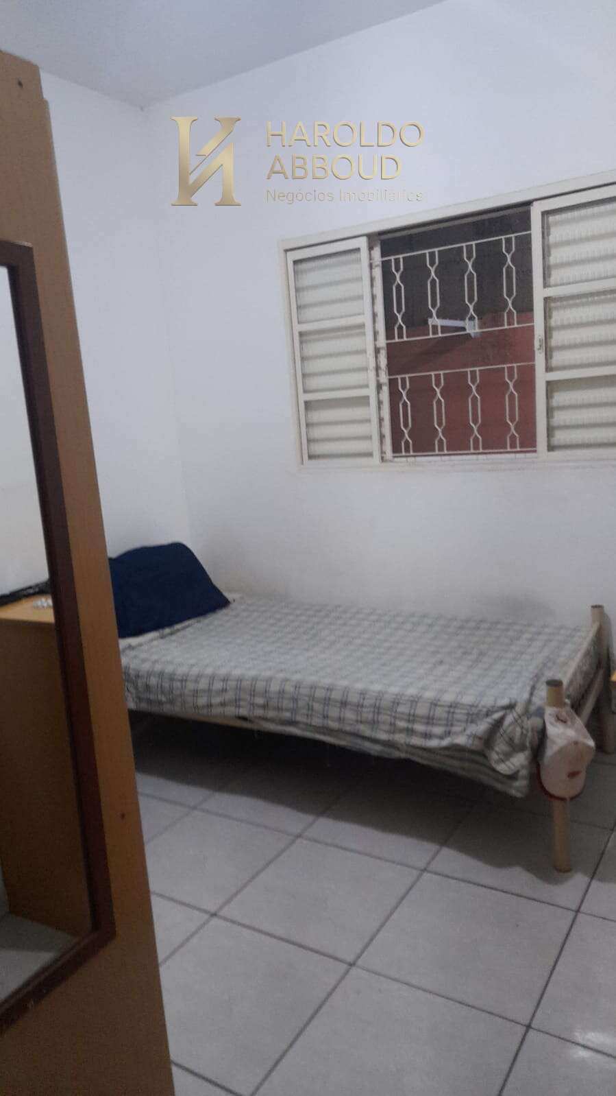  - Casa à venda em Taubaté, Jardim Continental, com 3 quartos, 125m²