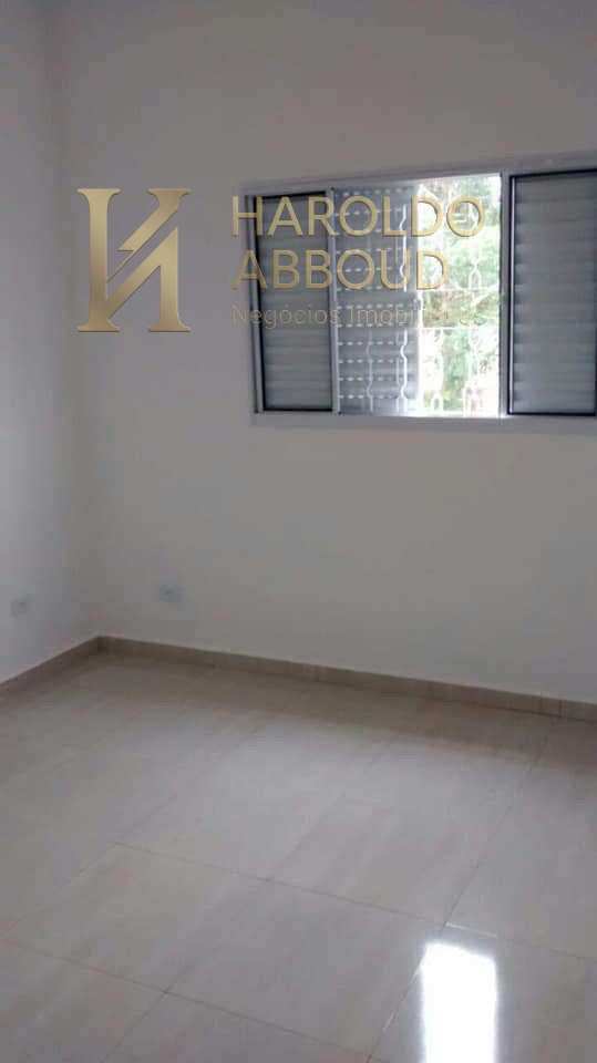  - Casa à venda em Taubaté, Jardim Continental I, com 2 quartos, 105m²