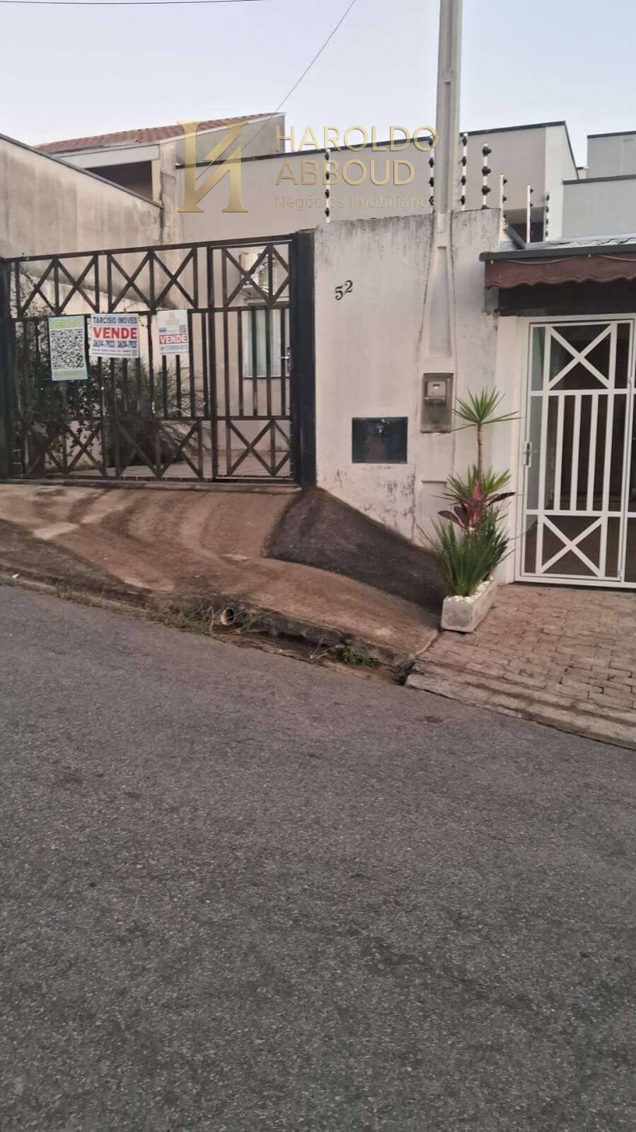  - Casa à venda em Taubaté, Jardim do Lago I, com 2 quartos