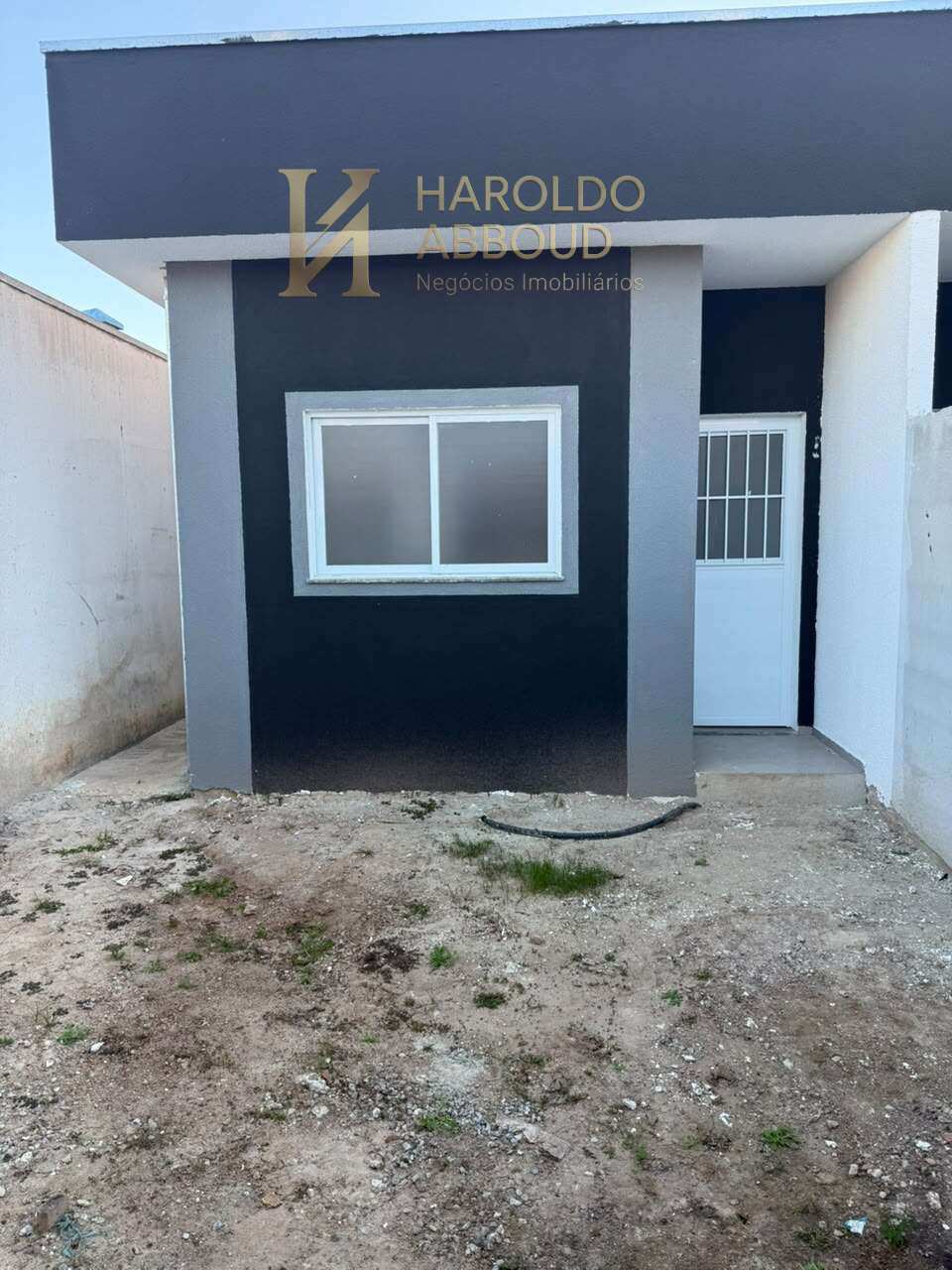  - Casa à venda em Taubaté, Jardim Santa Tereza, com 2 quartos, 57,77m²