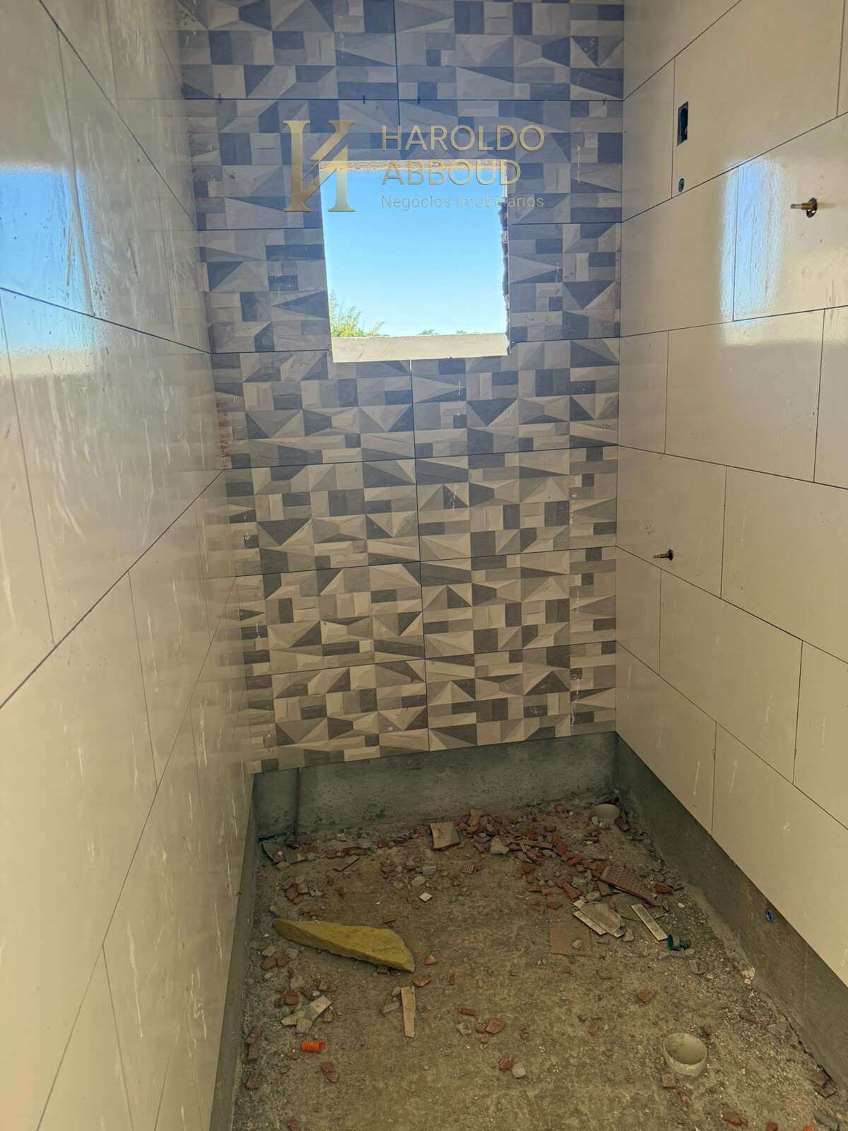  - Casa à venda em Taubaté, Jardim Santa Tereza, com 3 quartos, 57,77m²