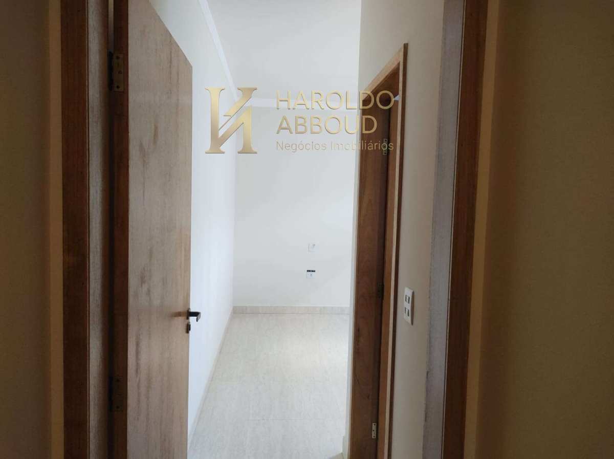  - Casa à venda em Taubaté, Residencial Estoril, com 2 quartos