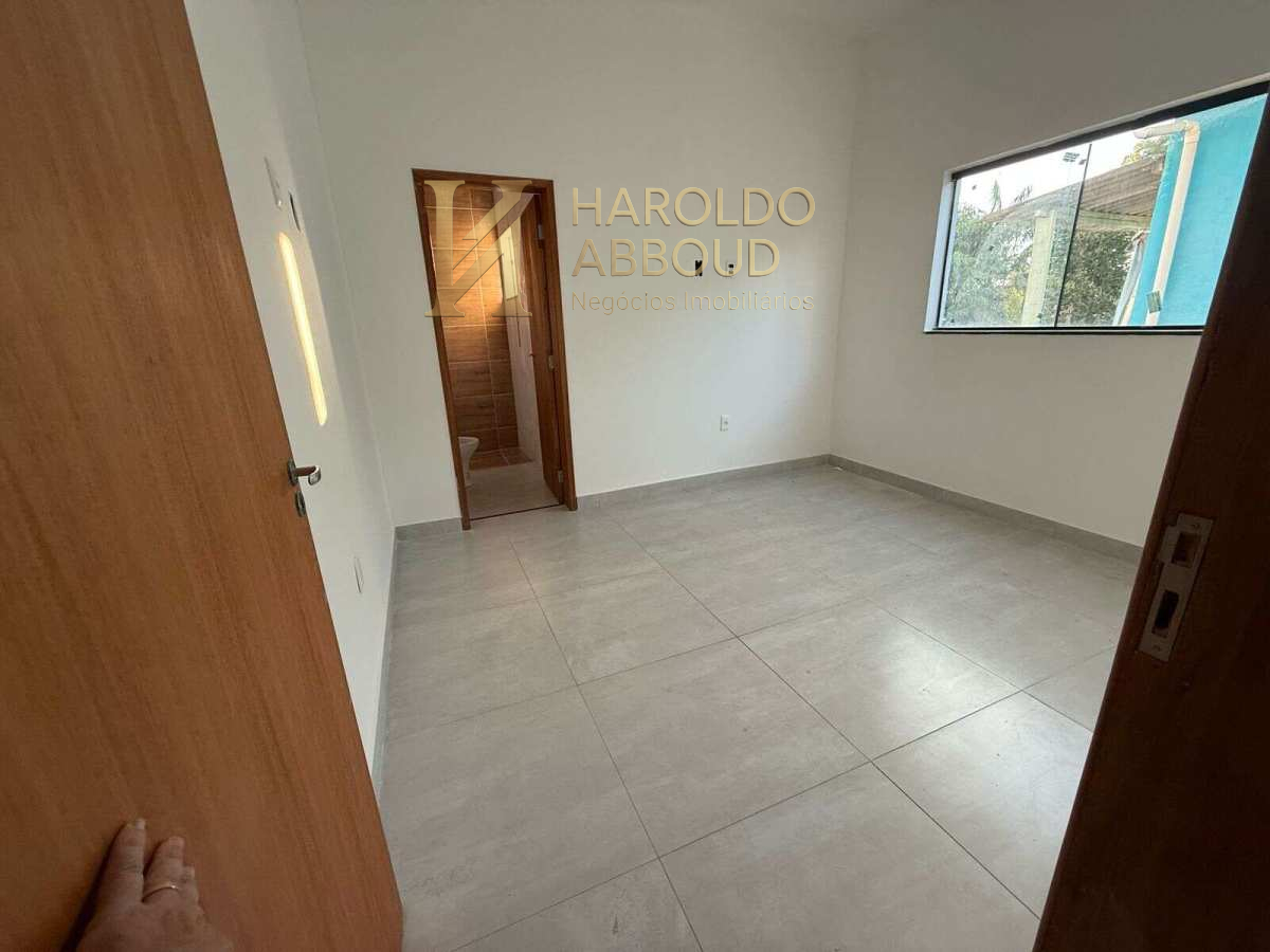 Casa à venda com 3 quartos - Residencial Estoril,Taubaté