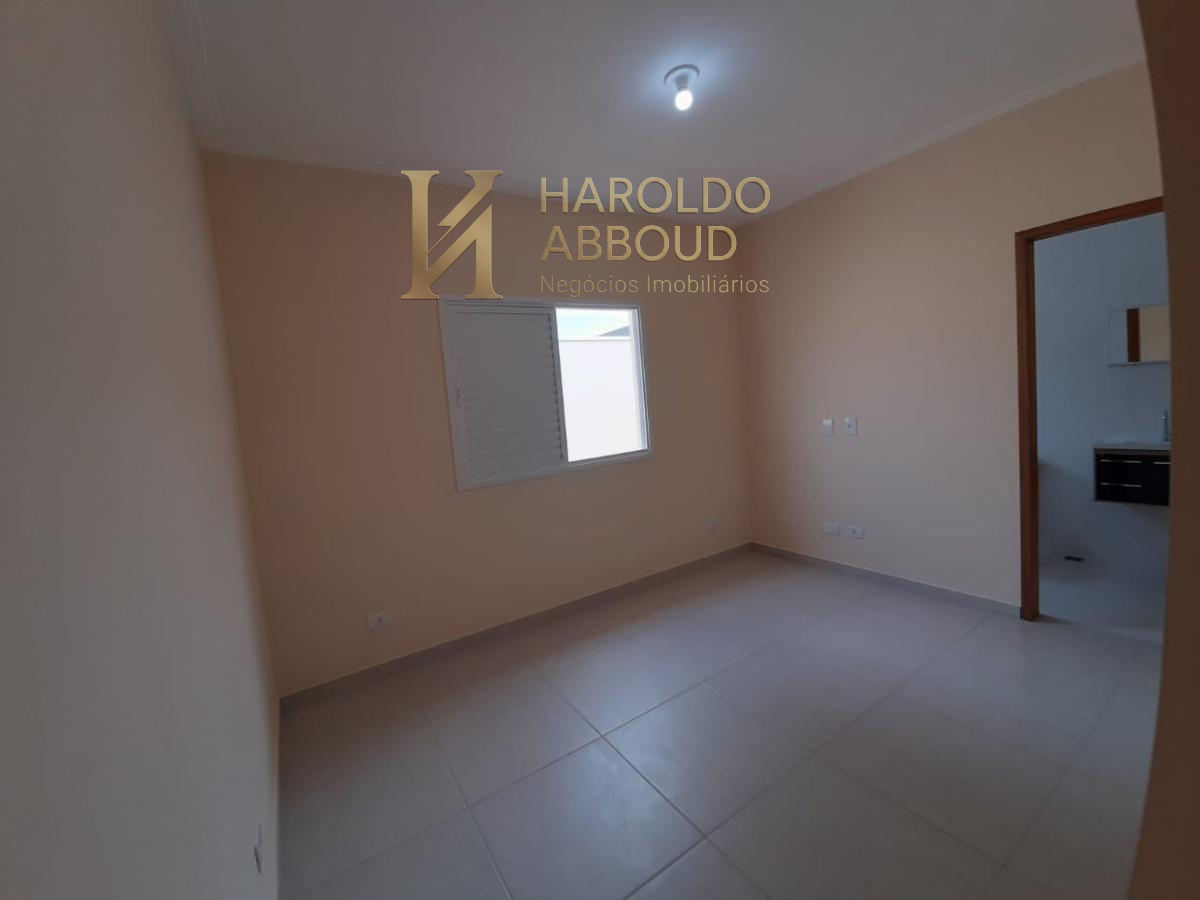  - Casa com 2 quartos, 69m², à venda, Estoril