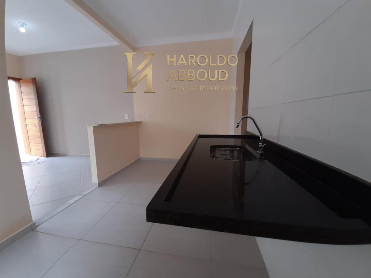  - Casa com 2 quartos, 69m², à venda, Estoril