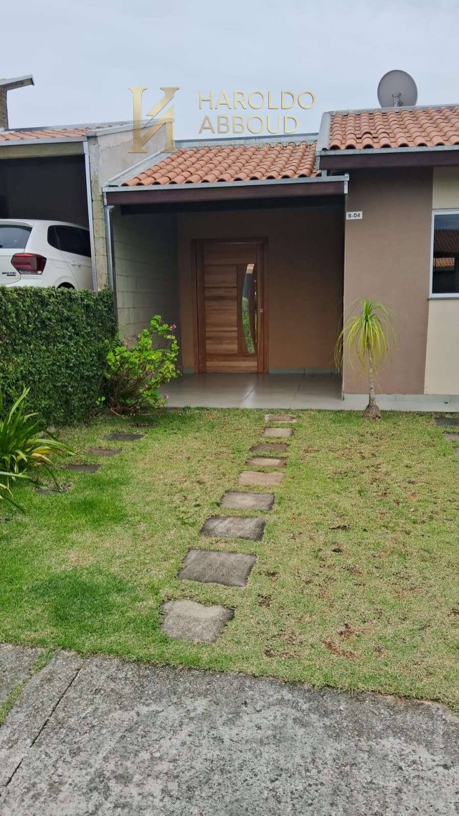 Casa de condomínio para alugar em Taubaté, Barreiro, com 2 quartos, 55m² - Haroldo Abboud Negócios Imobiliários