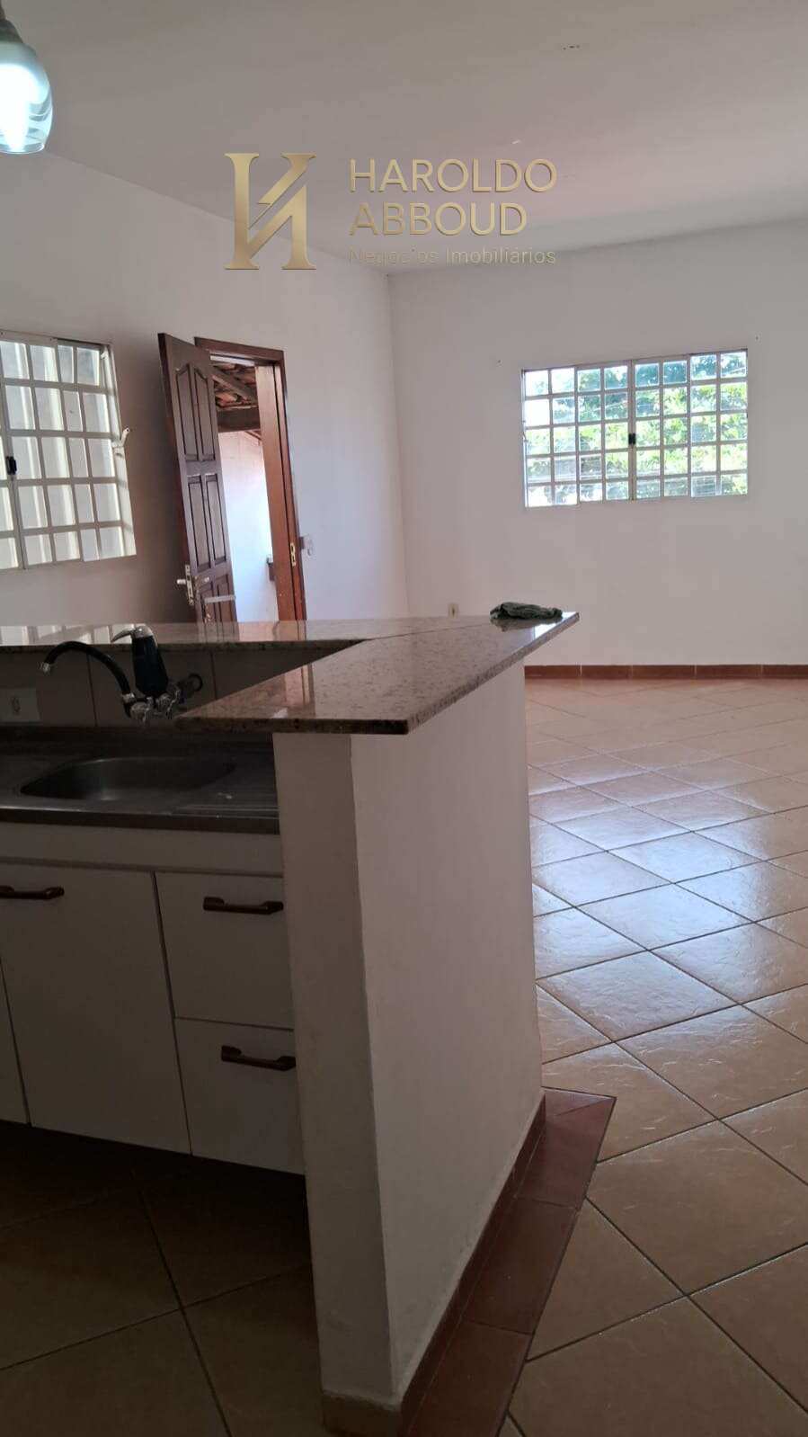  - Casa para alugar em Taubaté, Morada dos Nobres, com 2 quartos, 80m²