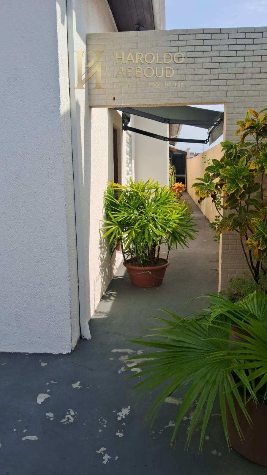  - Casa para alugar em Taubaté, Morada dos Nobres, com 3 quartos sendo uma suíte, 107,39m²