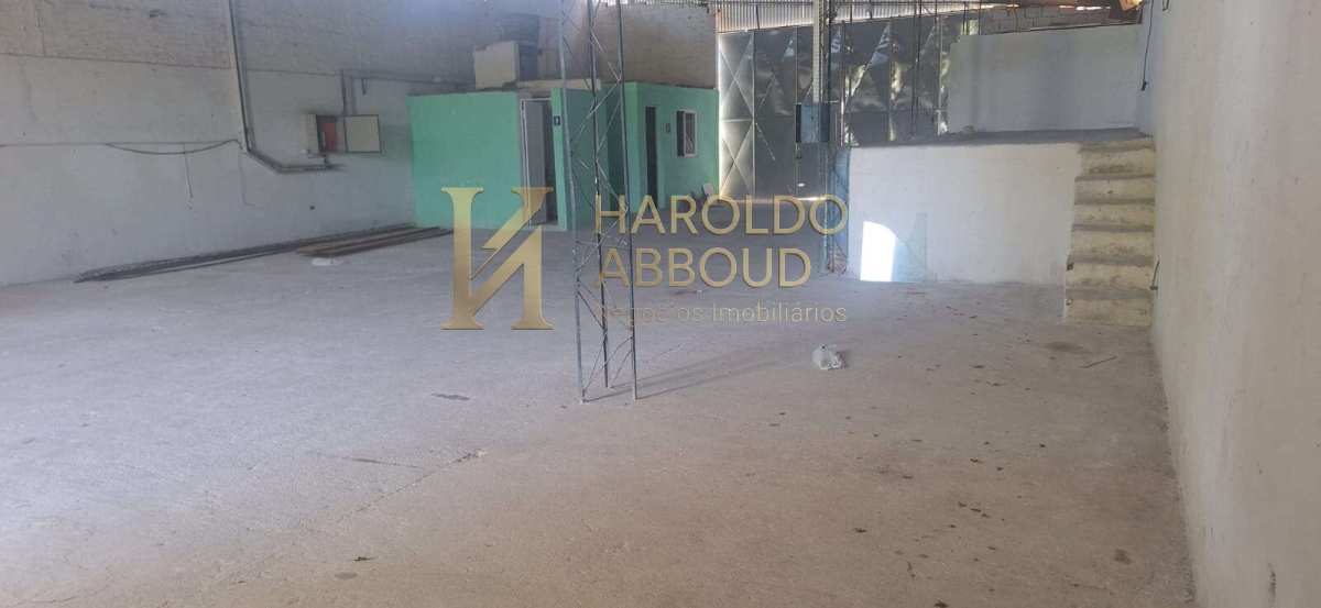 Galpão para alugar, 240m² - Monte Belo,Taubaté