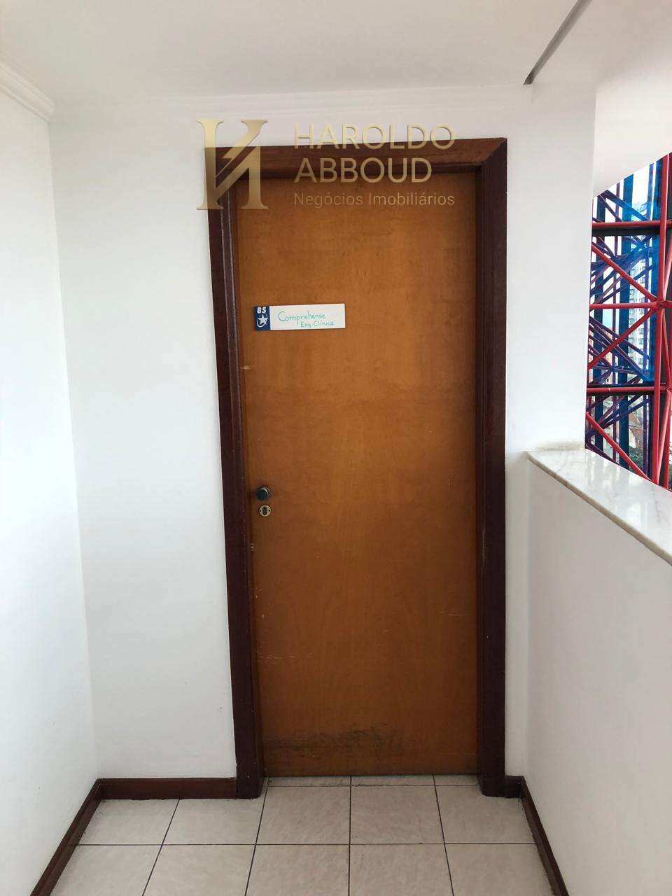  - Sala comercial à venda em Taubaté, Centro próxima a Havan, 37m²