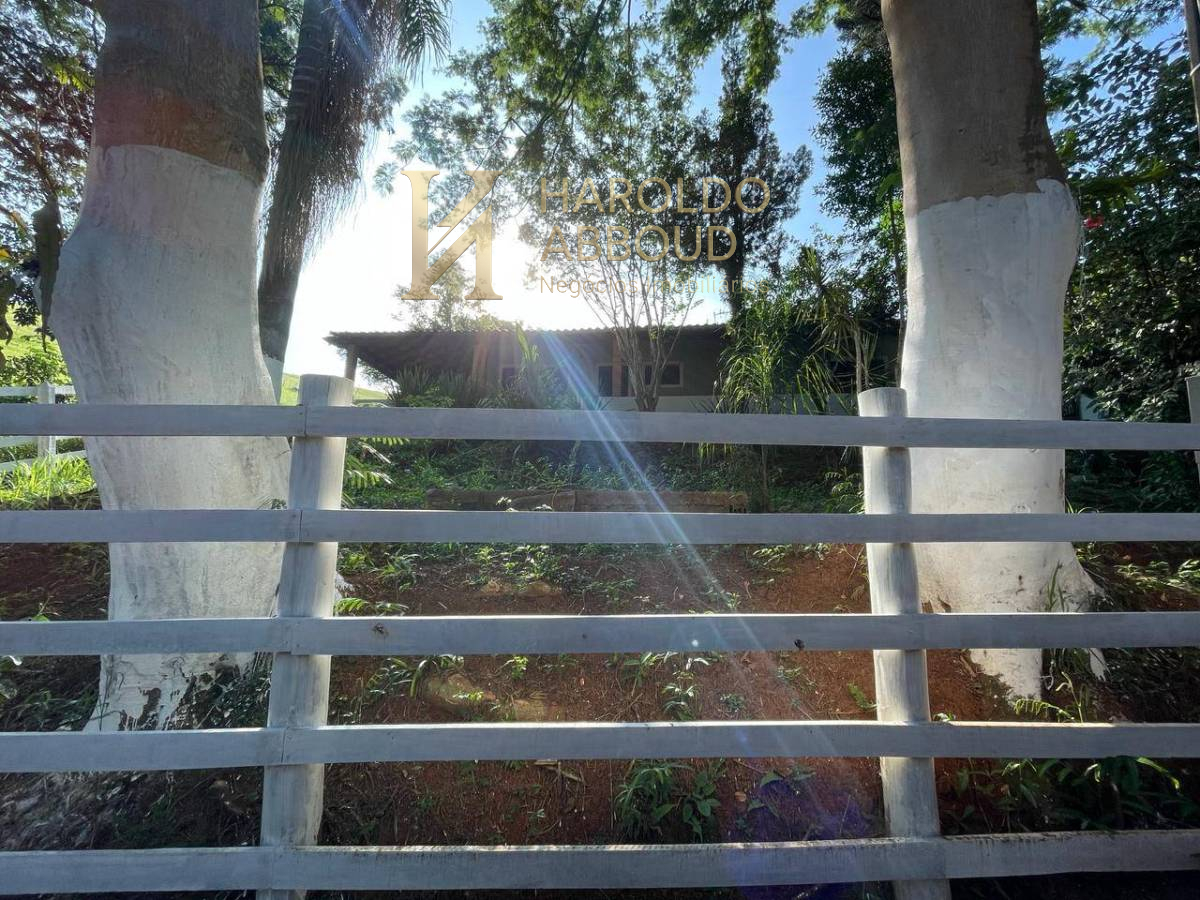  - Sítio à venda em Taubaté, Sete Volta, com 3 quartos, 230m²