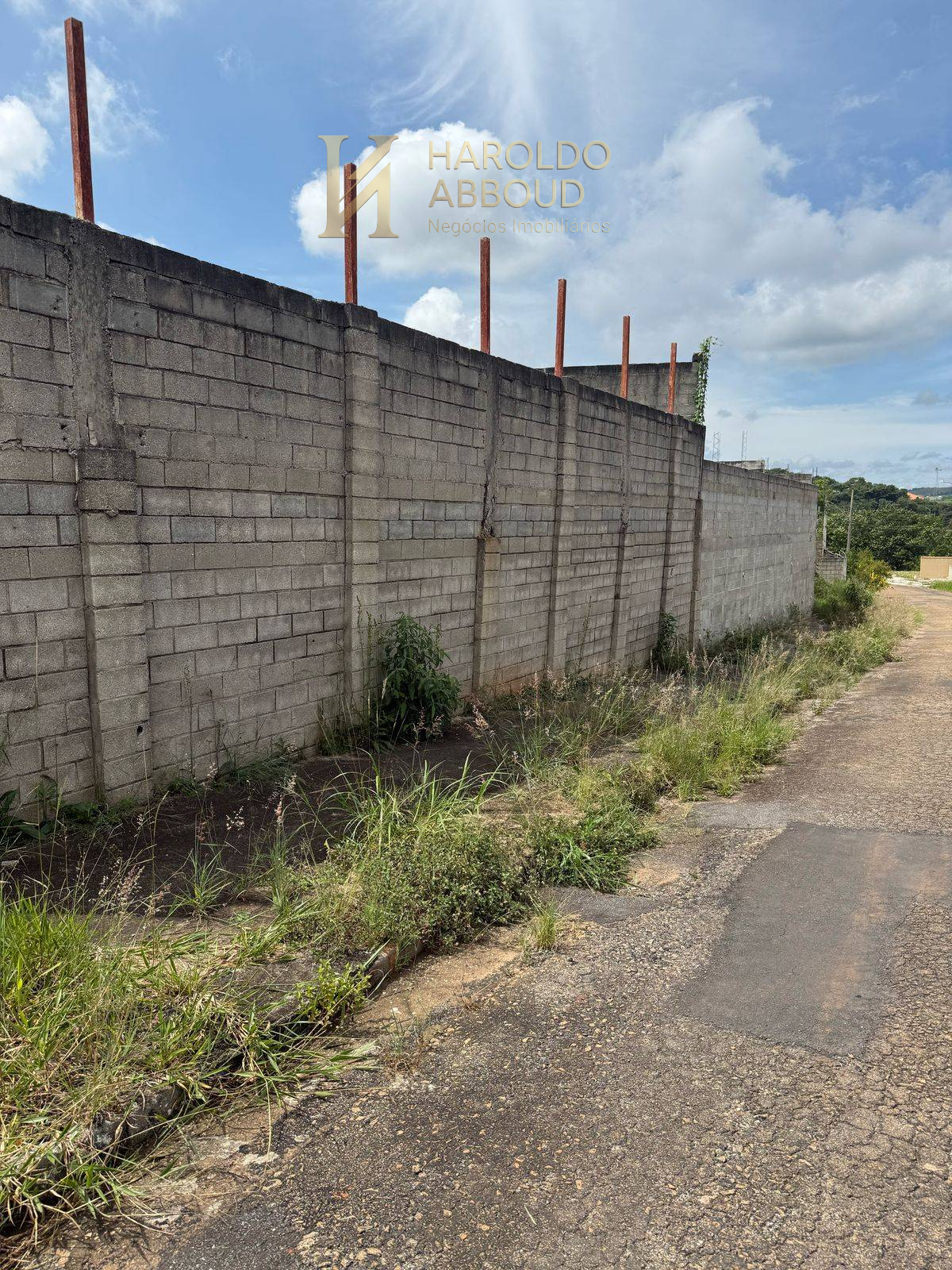 Terreno à venda - Parque Residencial Helvetia,Taubaté
